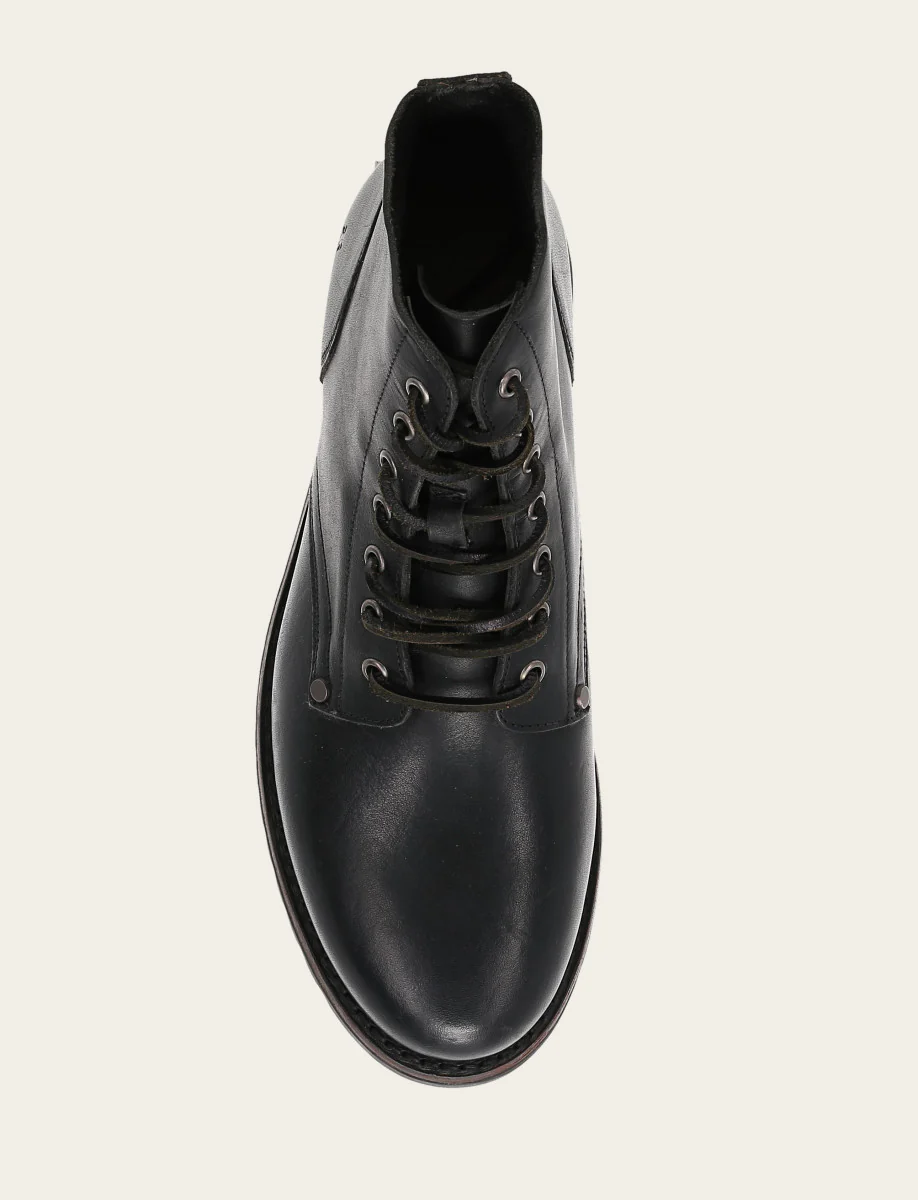 Barrett Lace Up - Pre-Loved - Image 7