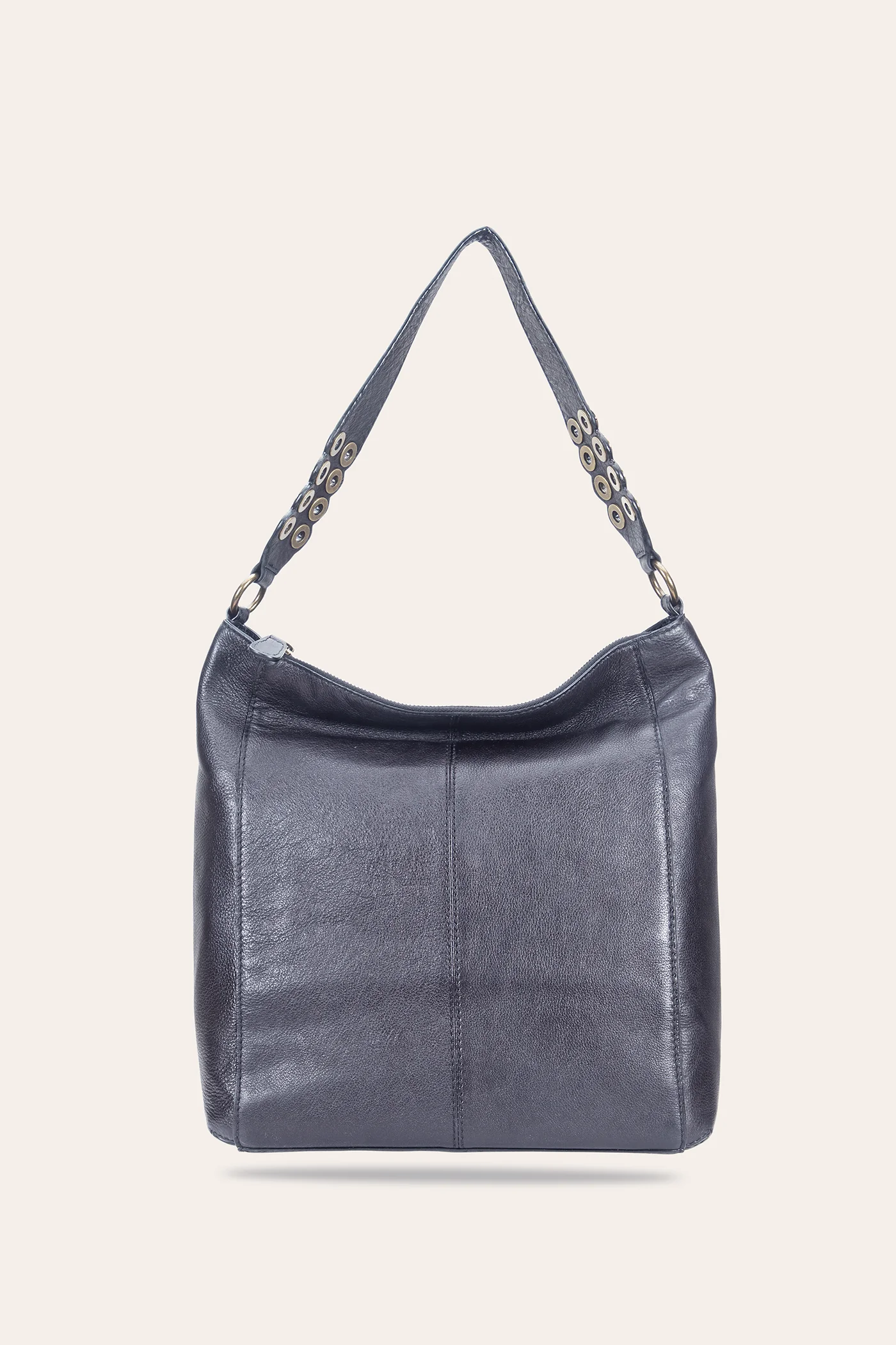 Claire Hobo - Pre-Loved