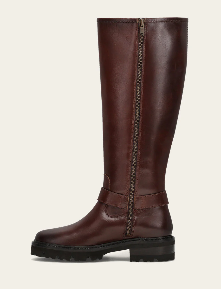 Olivia Buckle Tall - Pre-Loved - Image 3